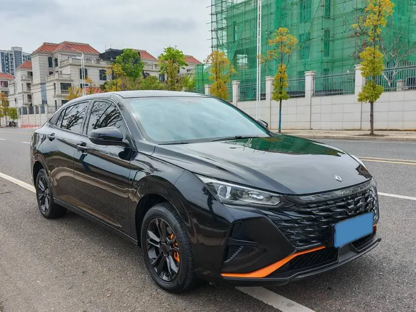 2023 DongFeng Aeolus YiXuan 1.5L 125HP L4 6DCT,autocango,china used car exporter,china ev exporter,chinese used car exporter,chinese used ev exporter