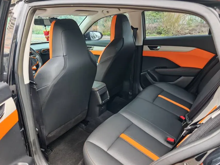 2023 DongFeng Aeolus YiXuan 1.5L 125HP L4 6DCT,autocango,china used car exporter,china ev exporter,chinese used car exporter,chinese used ev exporter