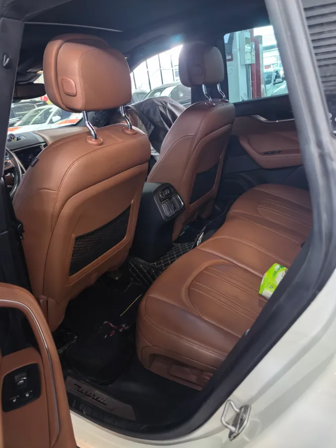 2019 Maserati Levante 3.0T 350HP V6 8AT,autocango,china used car exporter,china ev exporter,chinese used car exporter,chinese used ev exporter