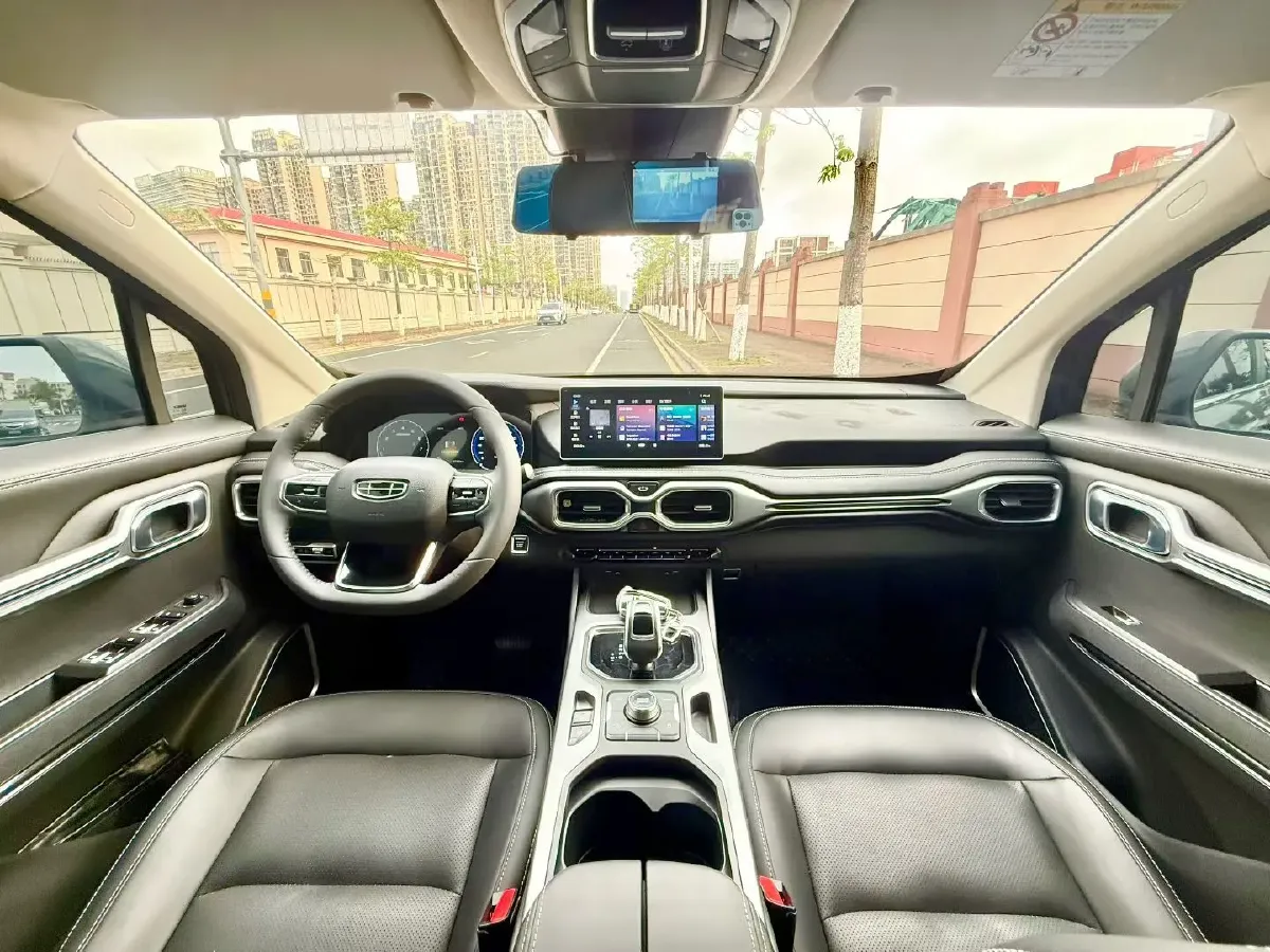 2020 Geely Okavango 1.8T 184HP L4 7DCT,autocango,china used car exporter,china ev exporter,chinese used car exporter,chinese used ev exporter