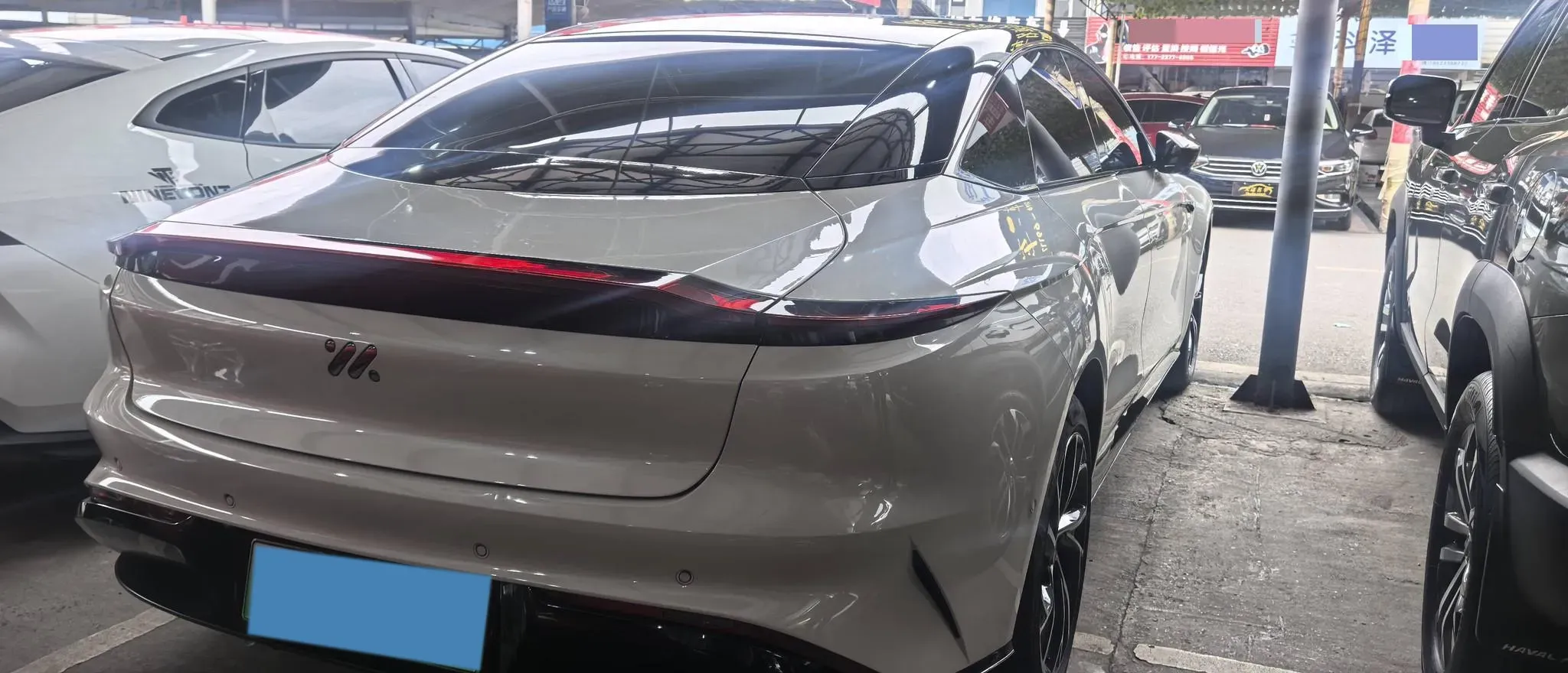 2022 IM L7 BEV 90KWH,autocango,china used car exporter,china ev exporter,chinese used car exporter,chinese used ev exporter