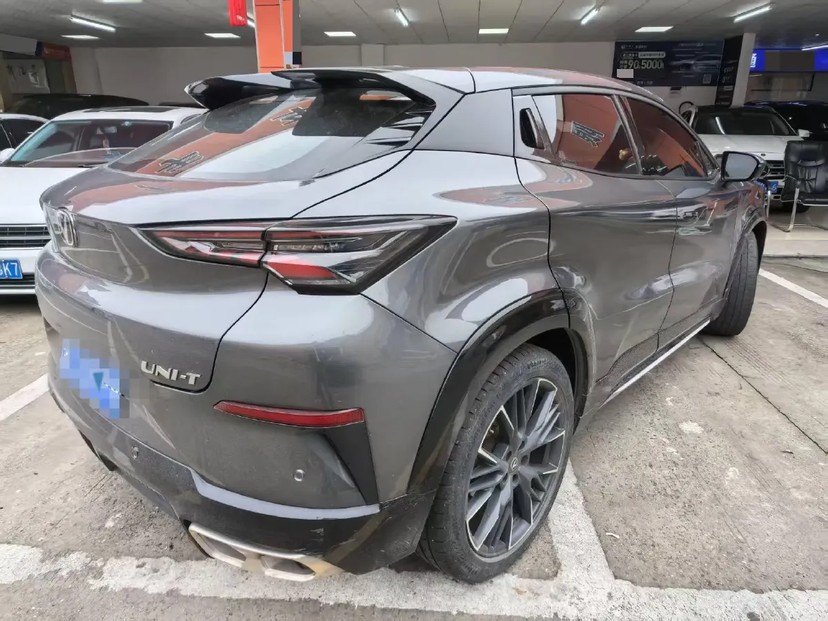 2023 ChangAn UNI-T 1.5T 188HP L4 7DCT,autocango,china used car exporter,china ev exporter,chinese used car exporter,chinese used ev exporter