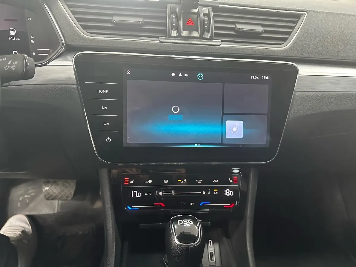 2023 Skoda Superb 1.4T 150HP L4 7DCT,autocango,china used car exporter,china ev exporter,chinese used car exporter,chinese used ev exporter