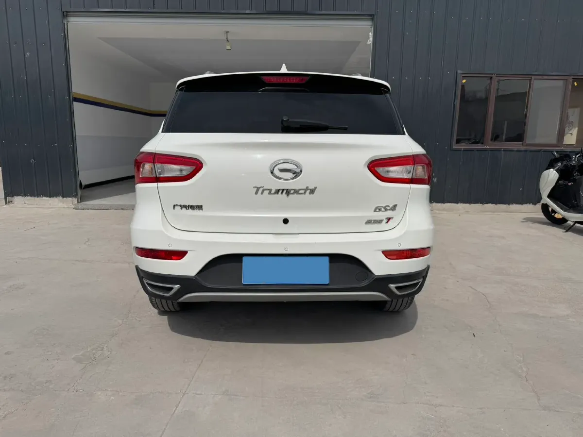 2017 GAC Trumpchi GS4 1.5T 152HP L4 5MT,autocango,china used car exporter,china ev exporter,chinese used car exporter,chinese used ev exporter