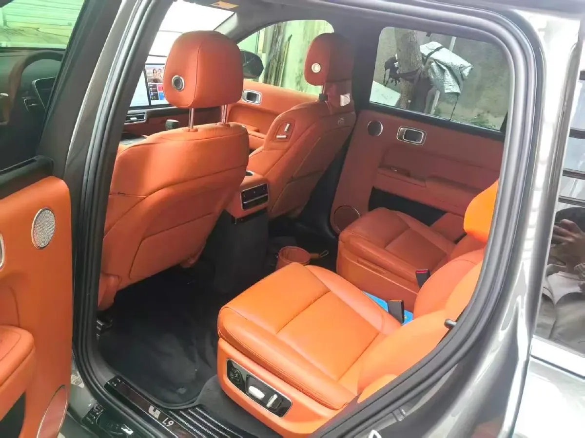 2022 Li L9 Range Extended 154HP REEV 42.6KWH,autocango,china used car exporter,china ev exporter,chinese used car exporter,chinese used ev exporter