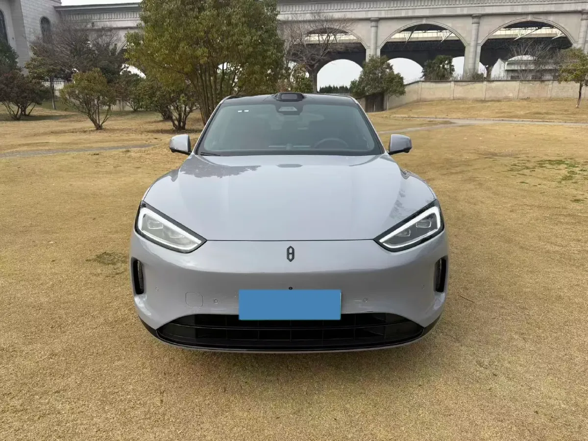 2025 AITO AITO M5 1.5T 152HP L4 REEV 42KWH,autocango,china used car exporter,china ev exporter,chinese used car exporter,chinese used ev exporter