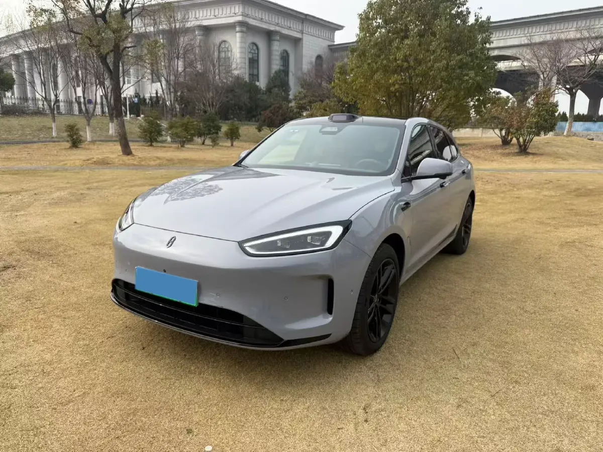 2025 AITO AITO M5 1.5T 152HP L4 REEV 42KWH,autocango,china used car exporter,china ev exporter,chinese used car exporter,chinese used ev exporter