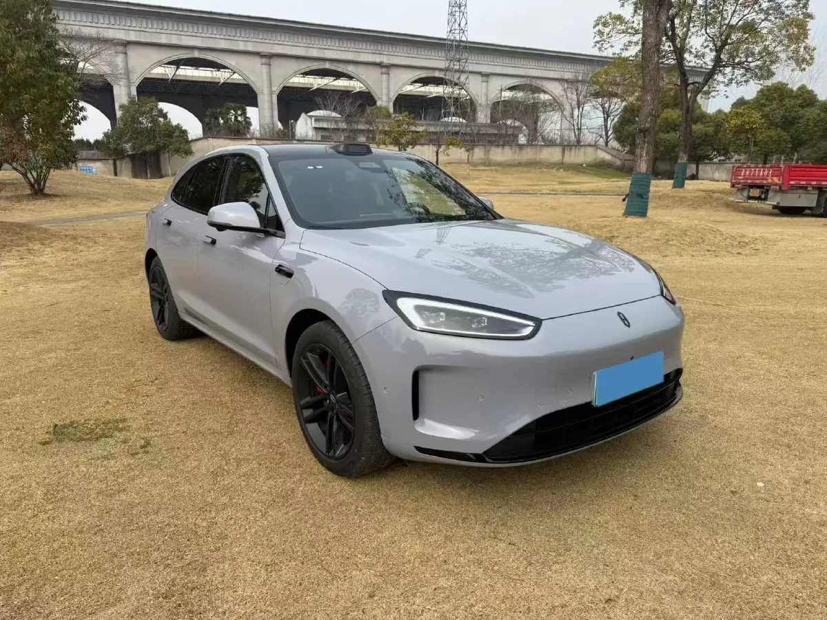 2025 AITO AITO M5 1.5T 152HP L4 REEV 42KWH,autocango,china used car exporter,china ev exporter,chinese used car exporter,chinese used ev exporter