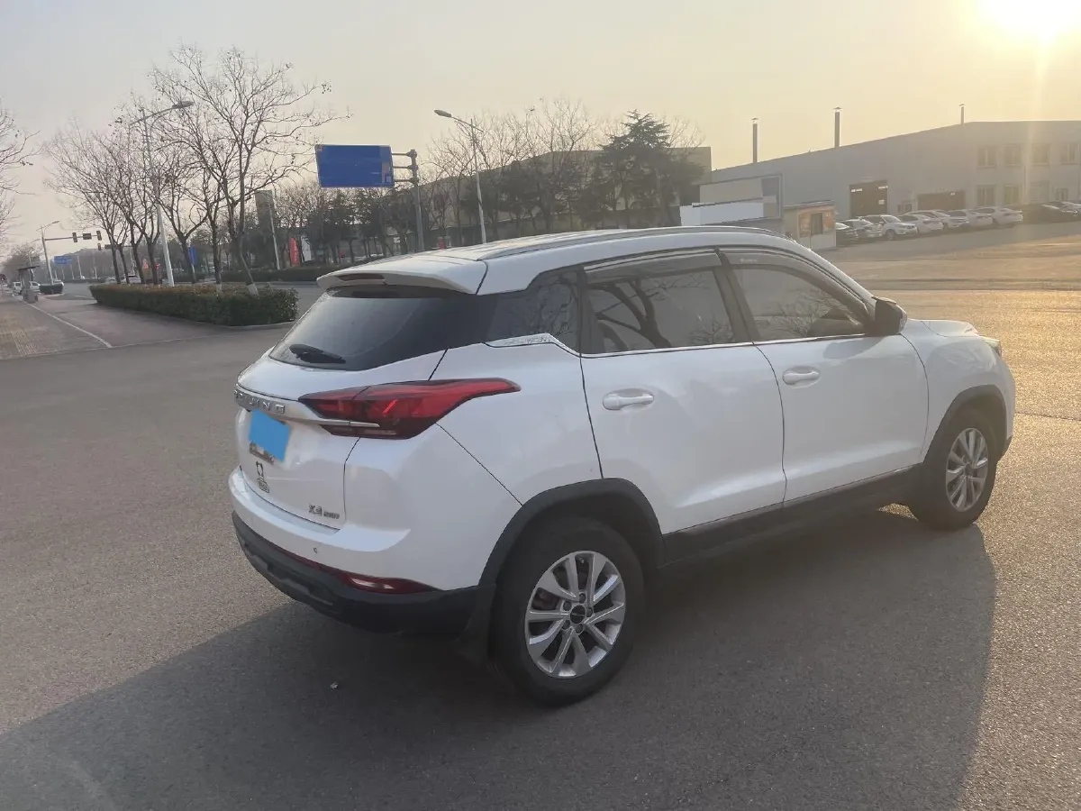 2019 BeiJing Auto X3 1.5T 150HP L4 6MT,autocango,china used car exporter,china ev exporter,chinese used car exporter,chinese used ev exporter