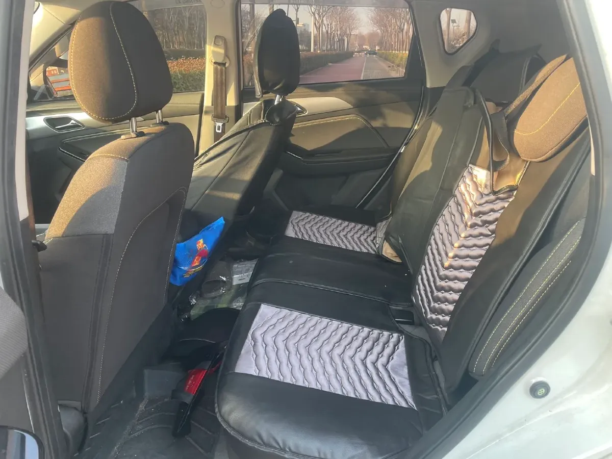 2019 BeiJing Auto X3 1.5T 150HP L4 6MT,autocango,china used car exporter,china ev exporter,chinese used car exporter,chinese used ev exporter