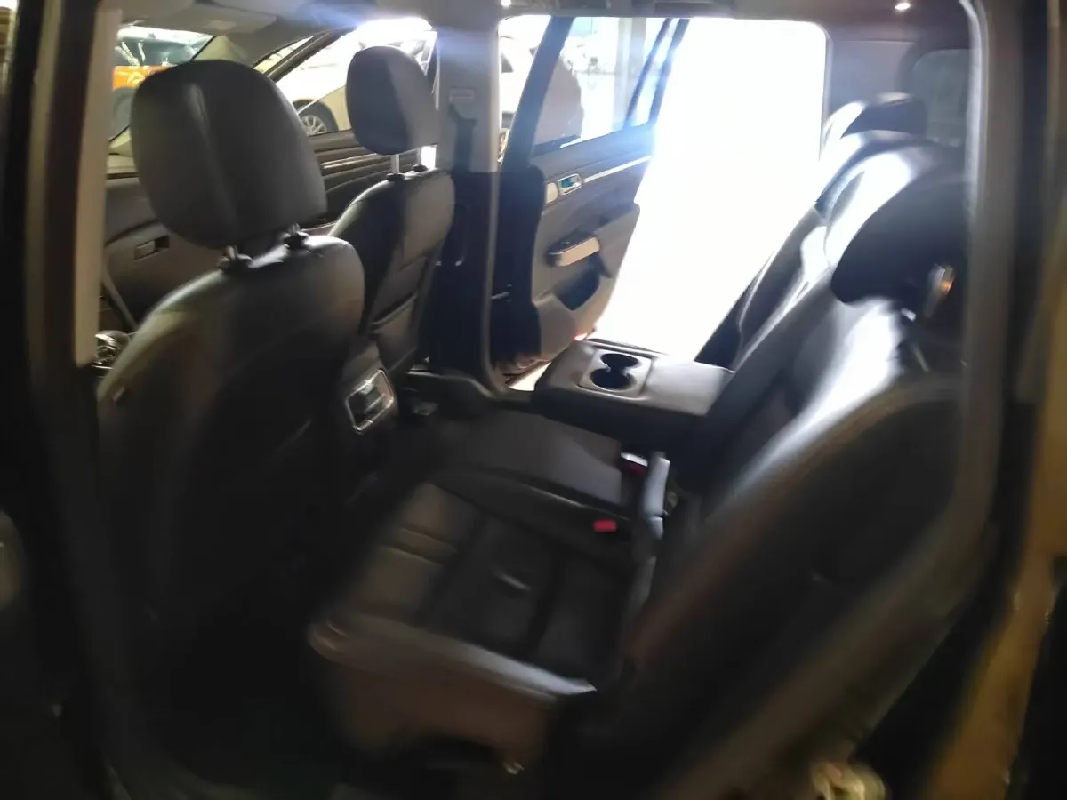 2020 GAC Trumpchi GS8 2.0T 252HP L4 6AT,autocango,china used car exporter,china ev exporter,chinese used car exporter,chinese used ev exporter