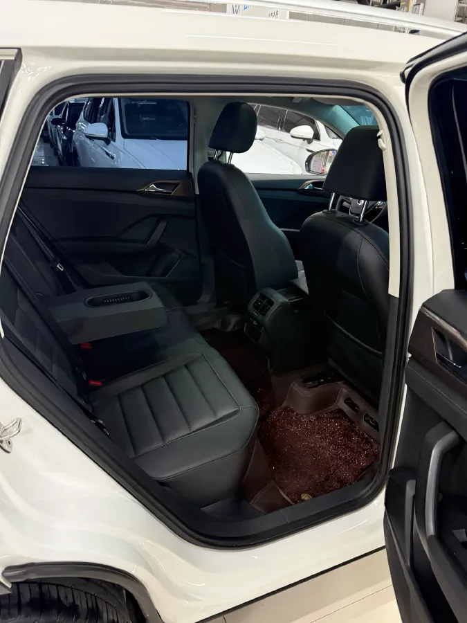 2021 Volkswagen Tharu 1.4T 150HP L4 7DCT,autocango,china used car exporter,china ev exporter,chinese used car exporter,chinese used ev exporter