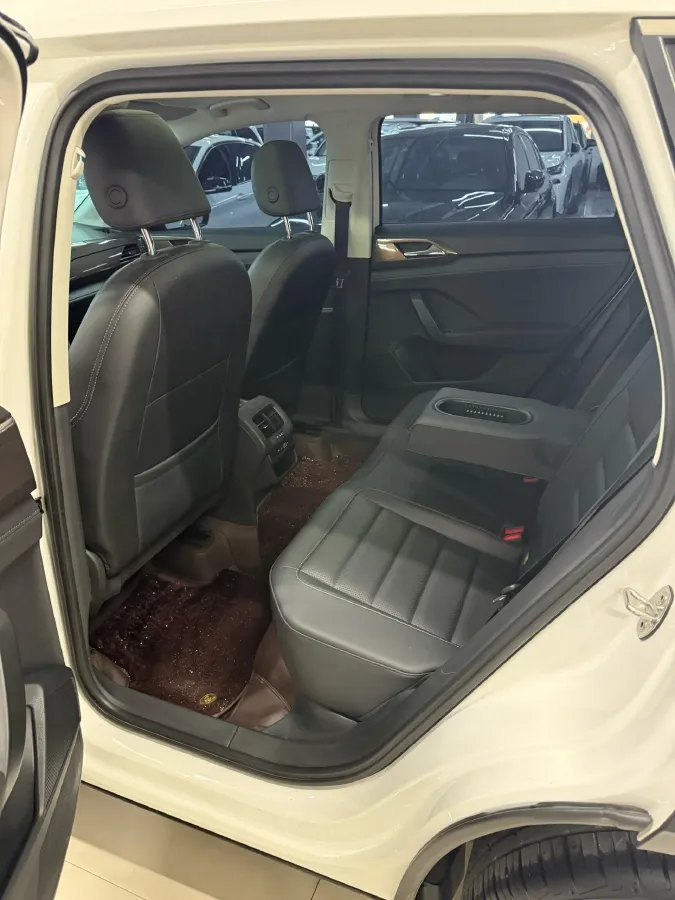 2021 Volkswagen Tharu 1.4T 150HP L4 7DCT,autocango,china used car exporter,china ev exporter,chinese used car exporter,chinese used ev exporter