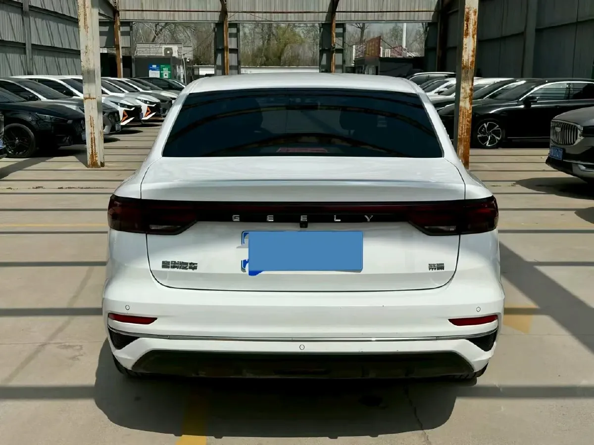 2022 Geely Emgrand 1.5L 114HP L4 CVT,autocango,china used car exporter,china ev exporter,chinese used car exporter,chinese used ev exporter