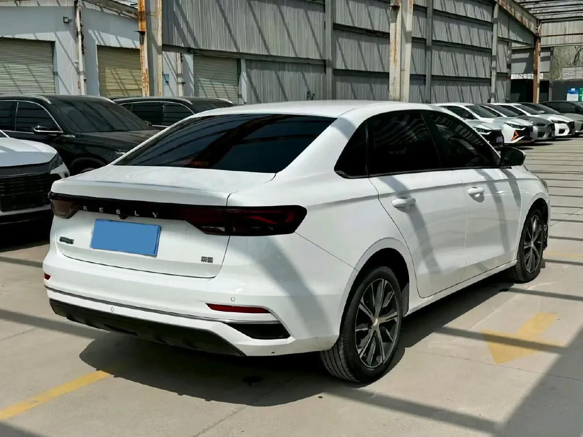 2022 Geely Emgrand 1.5L 114HP L4 CVT,autocango,china used car exporter,china ev exporter,chinese used car exporter,chinese used ev exporter