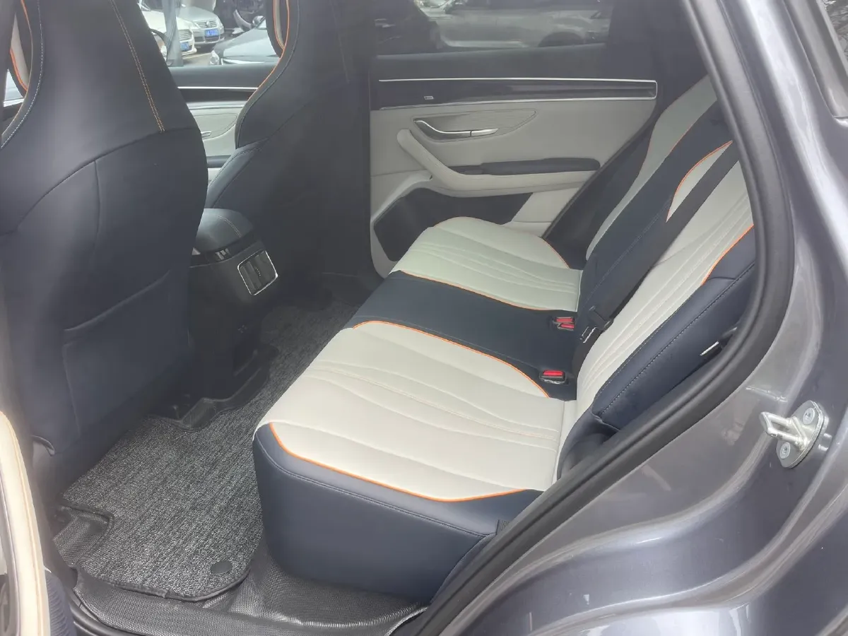 2022 Hyundai Tucson 2.0L 150HP L4 6AT Hybrid,autocango,china used car exporter,china ev exporter,chinese used car exporter,chinese used ev exporter