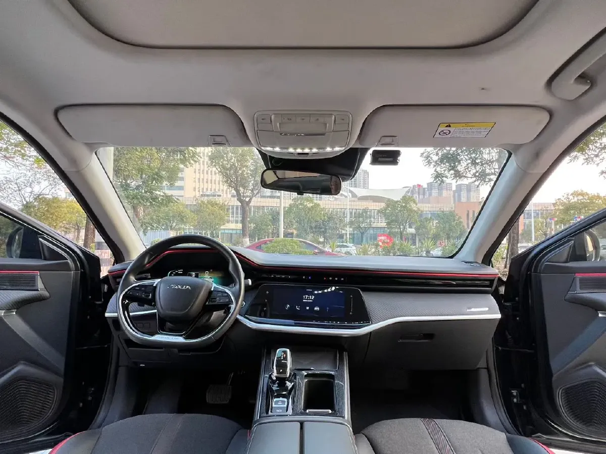 2021 DongFeng Aeolus YiXuan MAX 1.5T 190HP L4 7DCT,autocango,china used car exporter,china ev exporter,chinese used car exporter,chinese used ev exporter