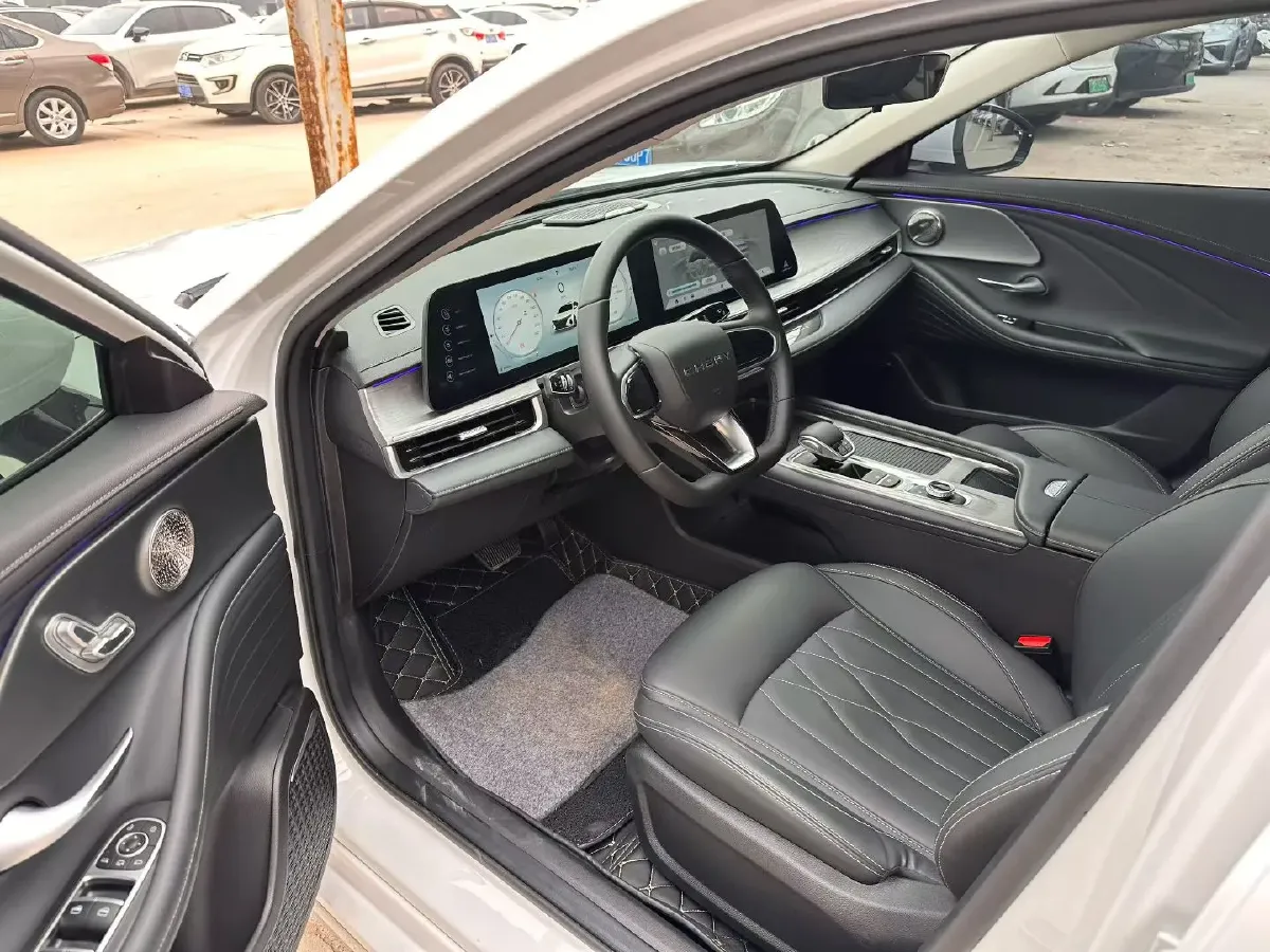 2024 Chery Arrizo 8 1.6T 197HP L4 7DCT,autocango,china used car exporter,china ev exporter,chinese used car exporter,chinese used ev exporter