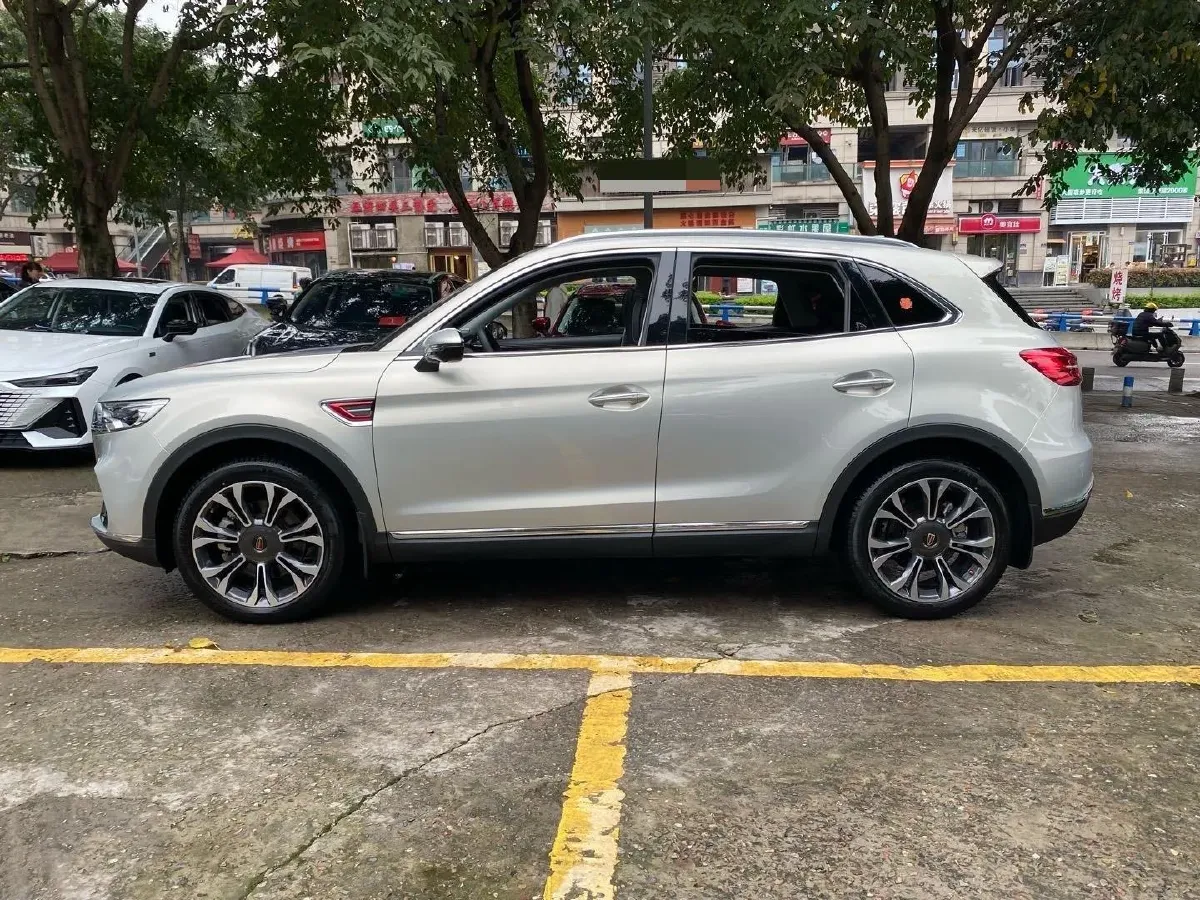 2019 HongQi HS5 2.0T 224HP L4 6AT,autocango,china used car exporter,china ev exporter,chinese used car exporter,chinese used ev exporter