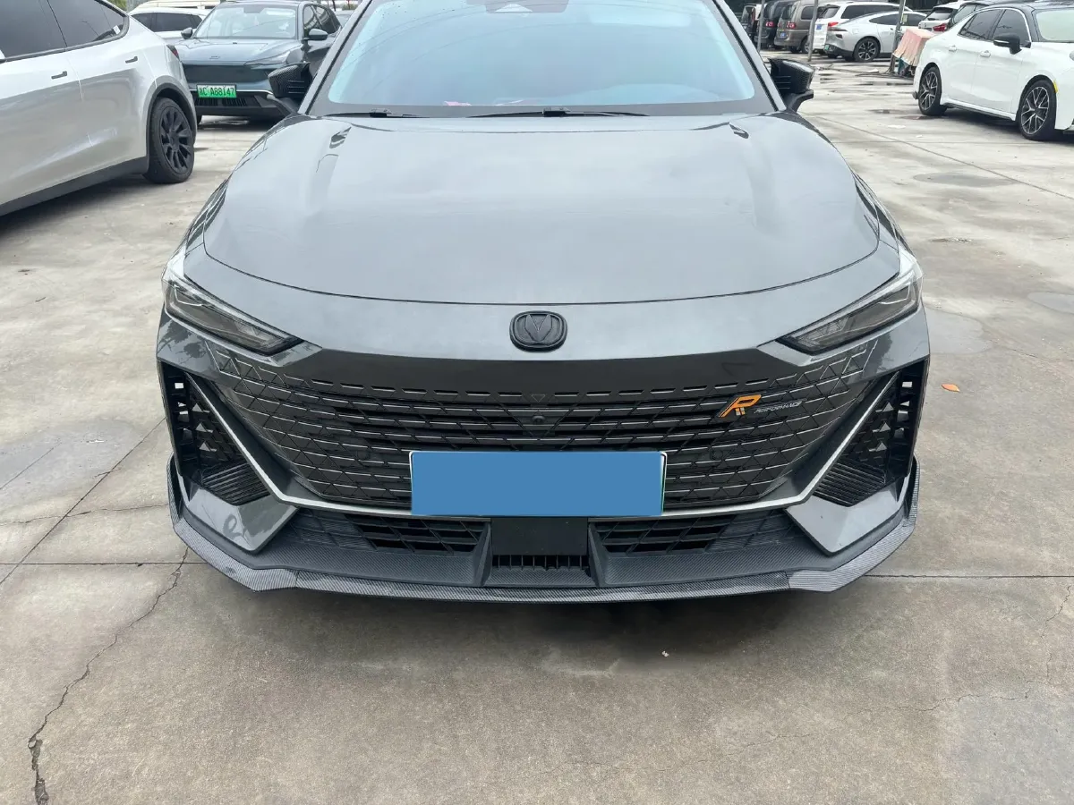 2023 ChangAn UNI-V iDD 1.5T 170HP L4 6TCT PHEV 18.4KWH,autocango,china used car exporter,china ev exporter,chinese used car exporter,chinese used ev exporter