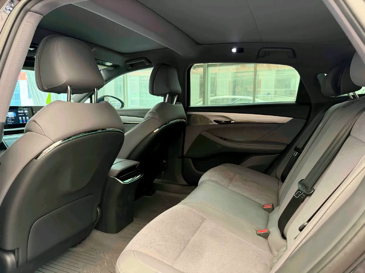 2024 Voyah ZhuiGuang 1.5T 136HP L4 PHEV 43KWH,autocango,china used car exporter,china ev exporter,chinese used car exporter,chinese used ev exporter