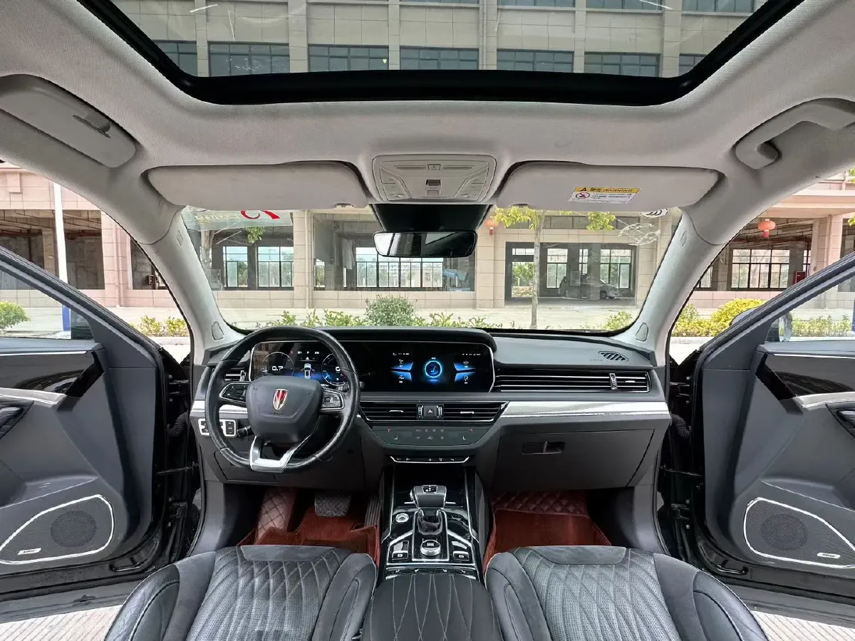 2022 HongQi HS5 2.0T 224HP L4 6AT,autocango,china used car exporter,china ev exporter,chinese used car exporter,chinese used ev exporter