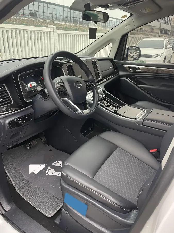 2021 GAC Trumpchi M8 2.0T 252HP L4 8AT,autocango,china used car exporter,china ev exporter,chinese used car exporter,chinese used ev exporter