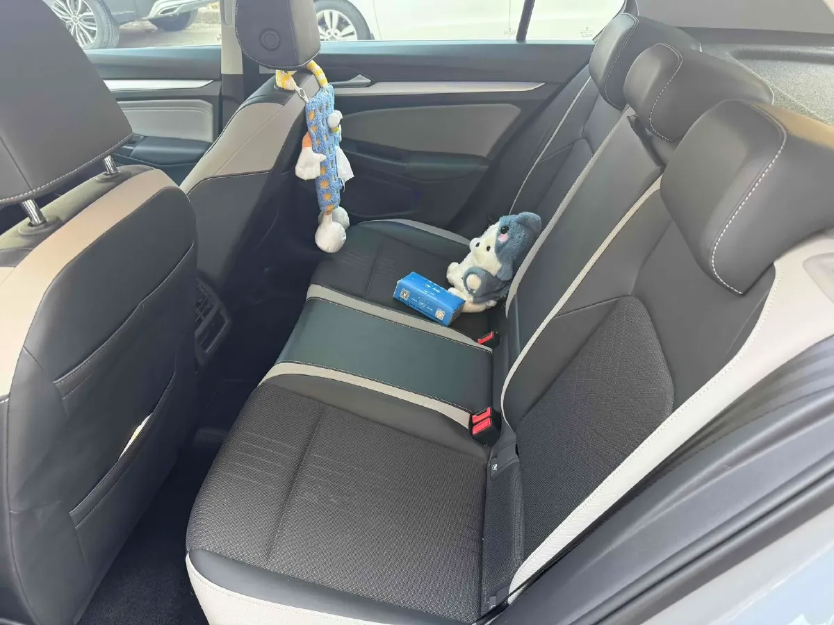 2021 Volkswagen Golf 1.4T 150HP L4 7DCT,autocango,china used car exporter,china ev exporter,chinese used car exporter,chinese used ev exporter