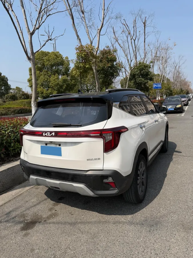 2023 Kia Seltos 1.5L 115HP L4 CVT,autocango,china used car exporter,china ev exporter,chinese used car exporter,chinese used ev exporter