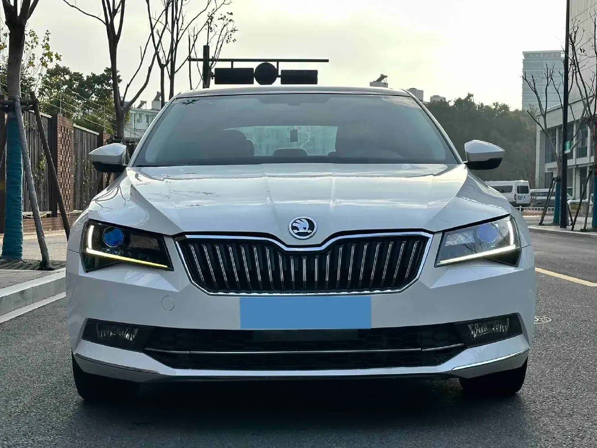 2018 Nissan Terra 2.5L 184HP L4 7AT,autocango,china used car exporter,china ev exporter,chinese used car exporter,chinese used ev exporter