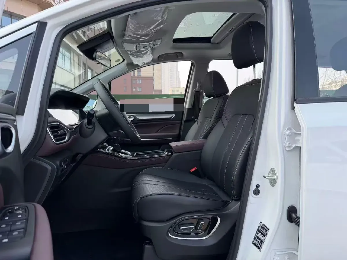 2023 GAC Trumpchi M6 1.5T 177HP L4 7DCT,autocango,china used car exporter,china ev exporter,chinese used car exporter,chinese used ev exporter