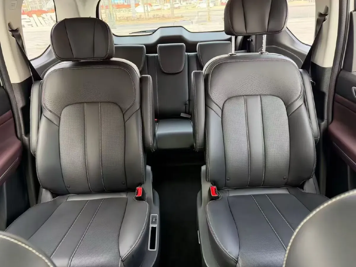 2023 GAC Trumpchi M6 1.5T 177HP L4 7DCT,autocango,china used car exporter,china ev exporter,chinese used car exporter,chinese used ev exporter