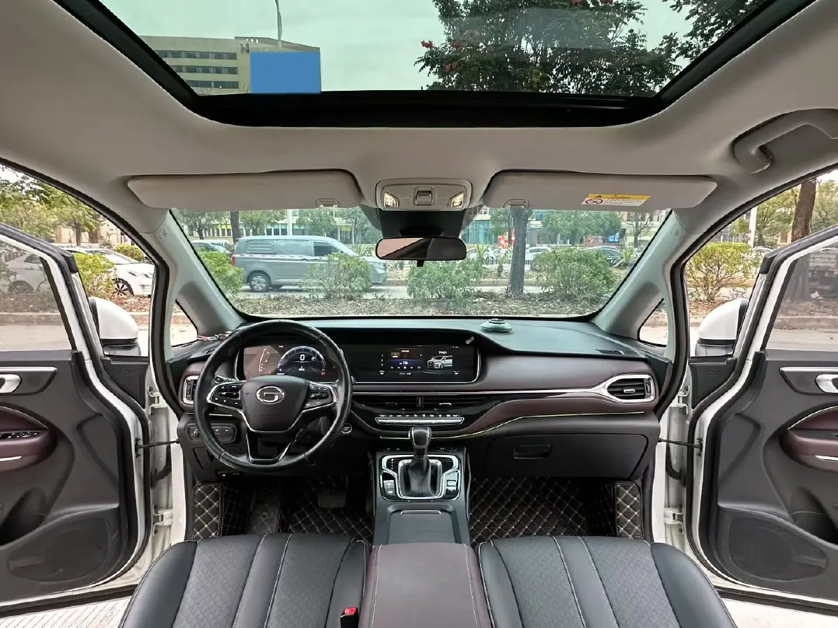 2021 GAC Trumpchi M6 1.5T 169HP L4 7DCT,autocango,china used car exporter,china ev exporter,chinese used car exporter,chinese used ev exporter
