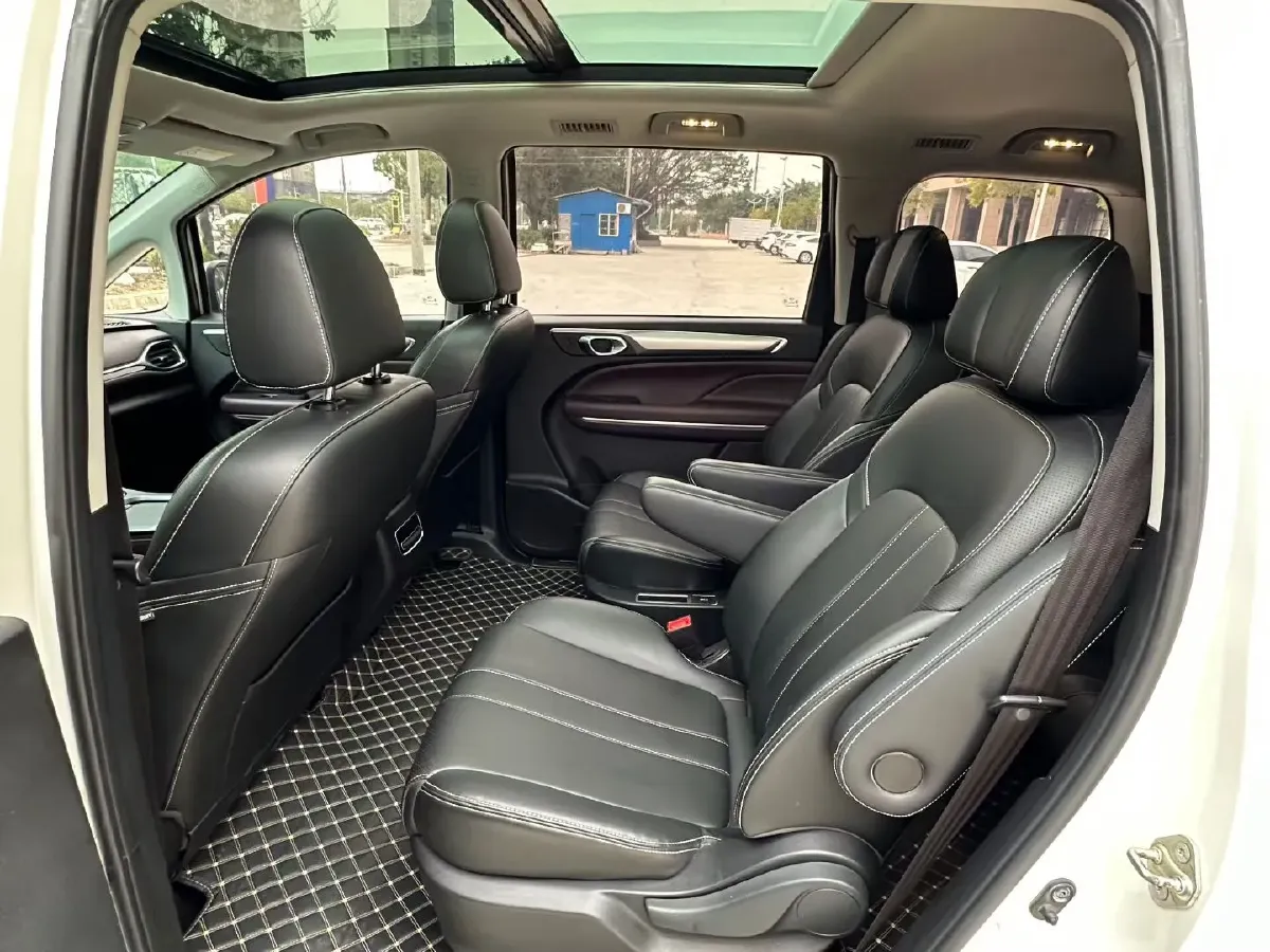 2021 GAC Trumpchi M6 1.5T 169HP L4 7DCT,autocango,china used car exporter,china ev exporter,chinese used car exporter,chinese used ev exporter