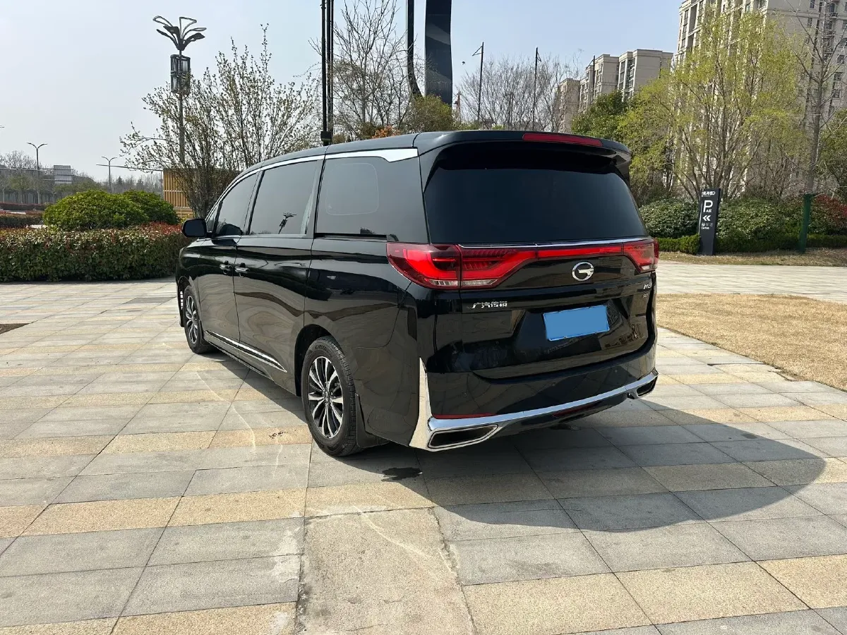 2021 GAC Trumpchi M8 2.0T 252HP L4 8AT,autocango,china used car exporter,china ev exporter,chinese used car exporter,chinese used ev exporter