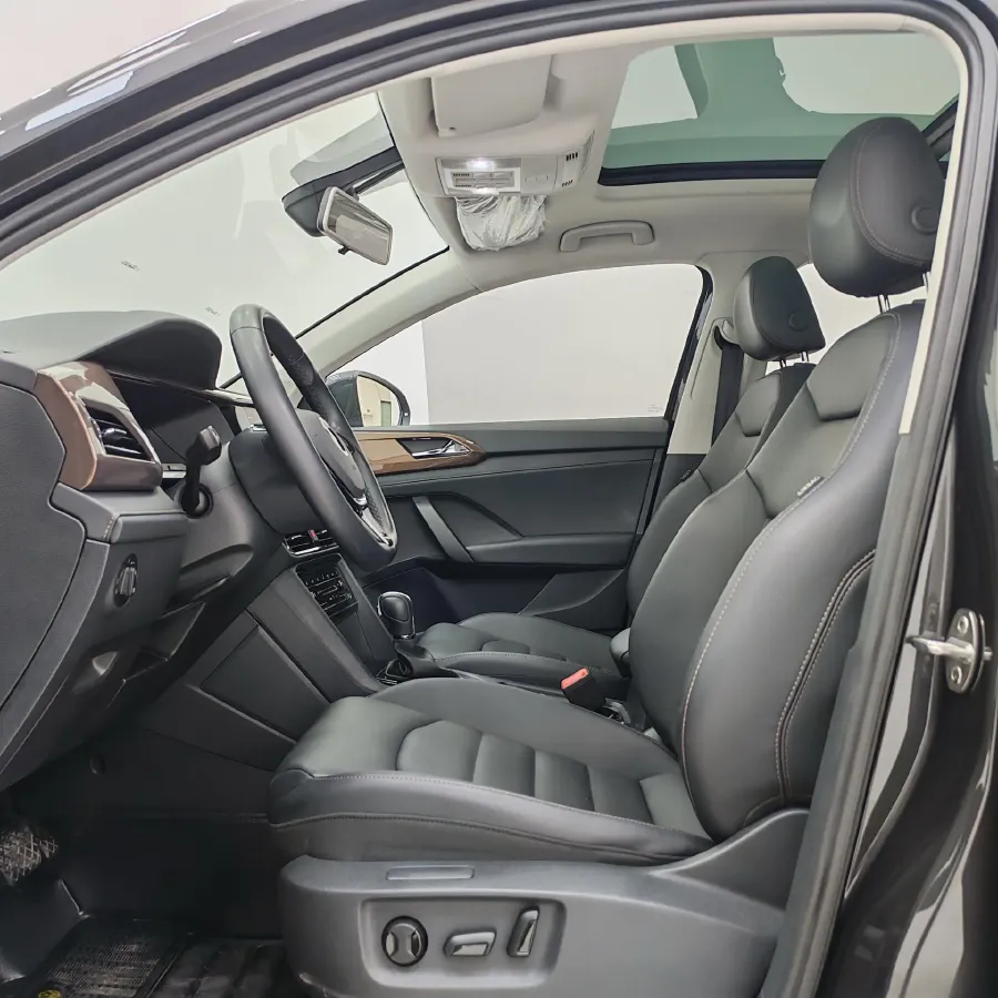 2021 Volkswagen Tharu 1.4T 150HP L4 7DCT,autocango,china used car exporter,china ev exporter,chinese used car exporter,chinese used ev exporter