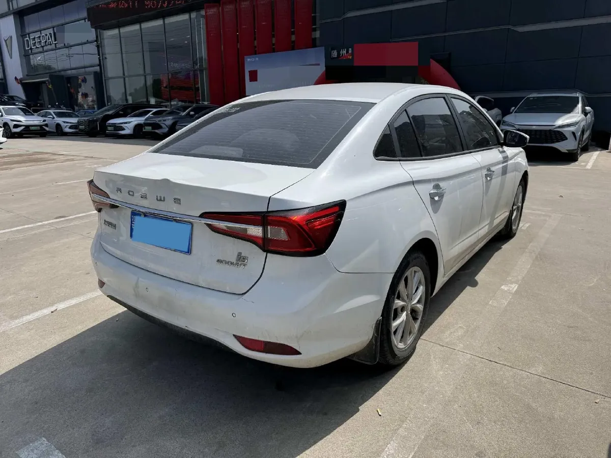 2020 Roewe i5 1.5L 120HP L4 CVT,autocango,china used car exporter,china ev exporter,chinese used car exporter,chinese used ev exporter