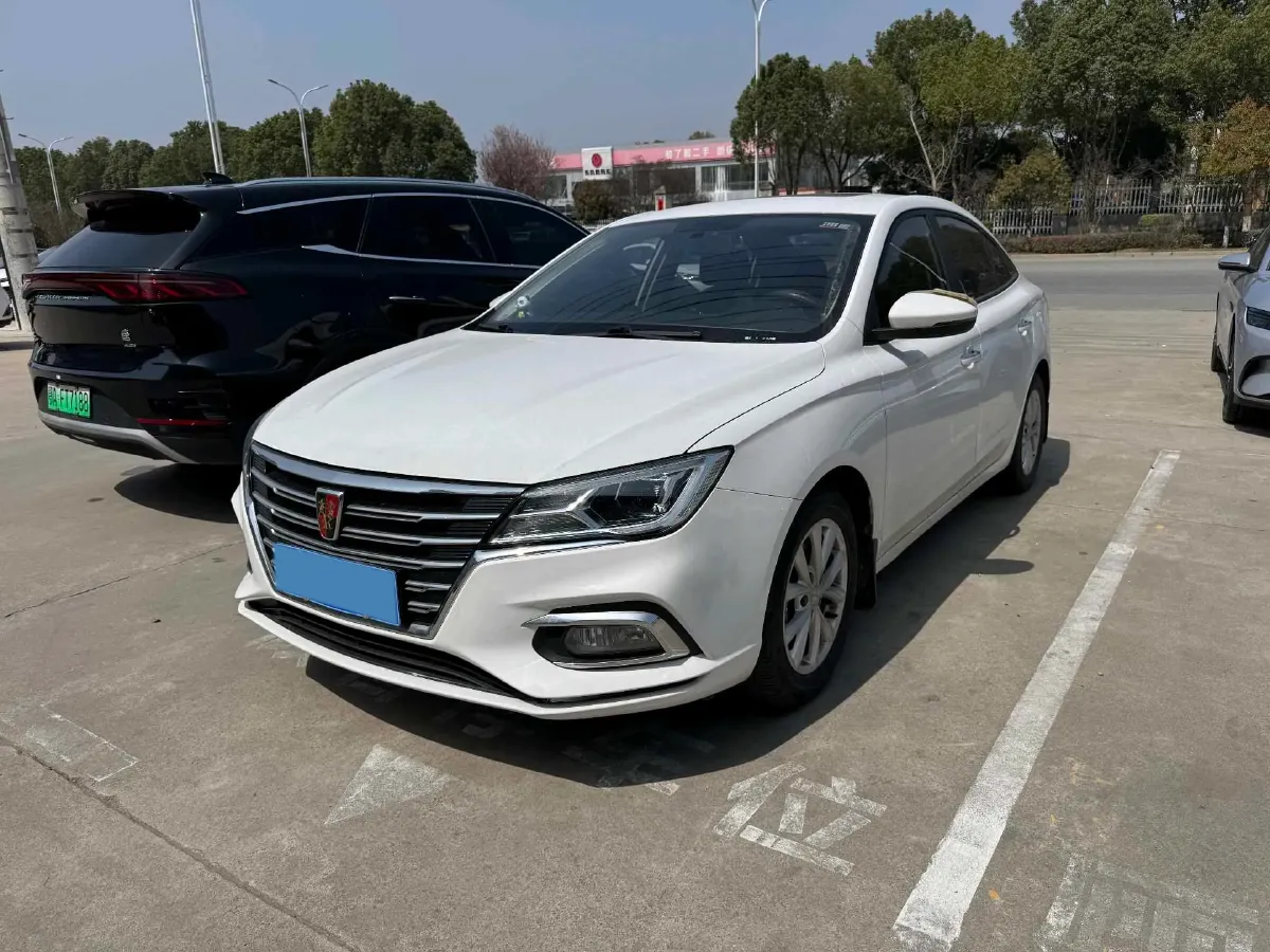 2020 Roewe i5 1.5L 120HP L4 CVT,autocango,china used car exporter,china ev exporter,chinese used car exporter,chinese used ev exporter