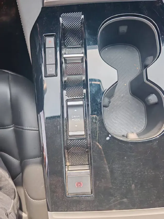 2022 Citroen C5 X 1.6T 175HP L4 8AT,autocango,china used car exporter,china ev exporter,chinese used car exporter,chinese used ev exporter