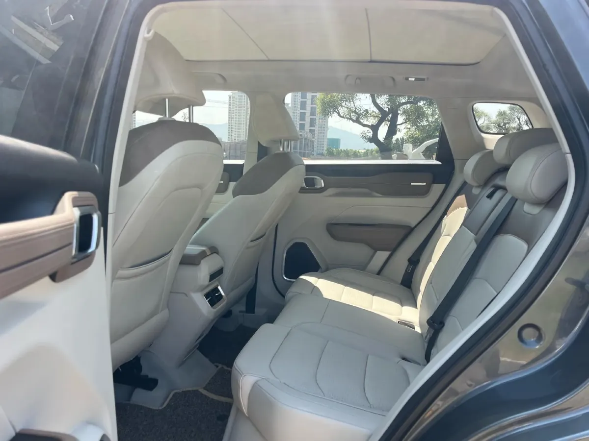 2020 Geely ICON 1.5T 177HP L3 7DCT,autocango,china used car exporter,china ev exporter,chinese used car exporter,chinese used ev exporter