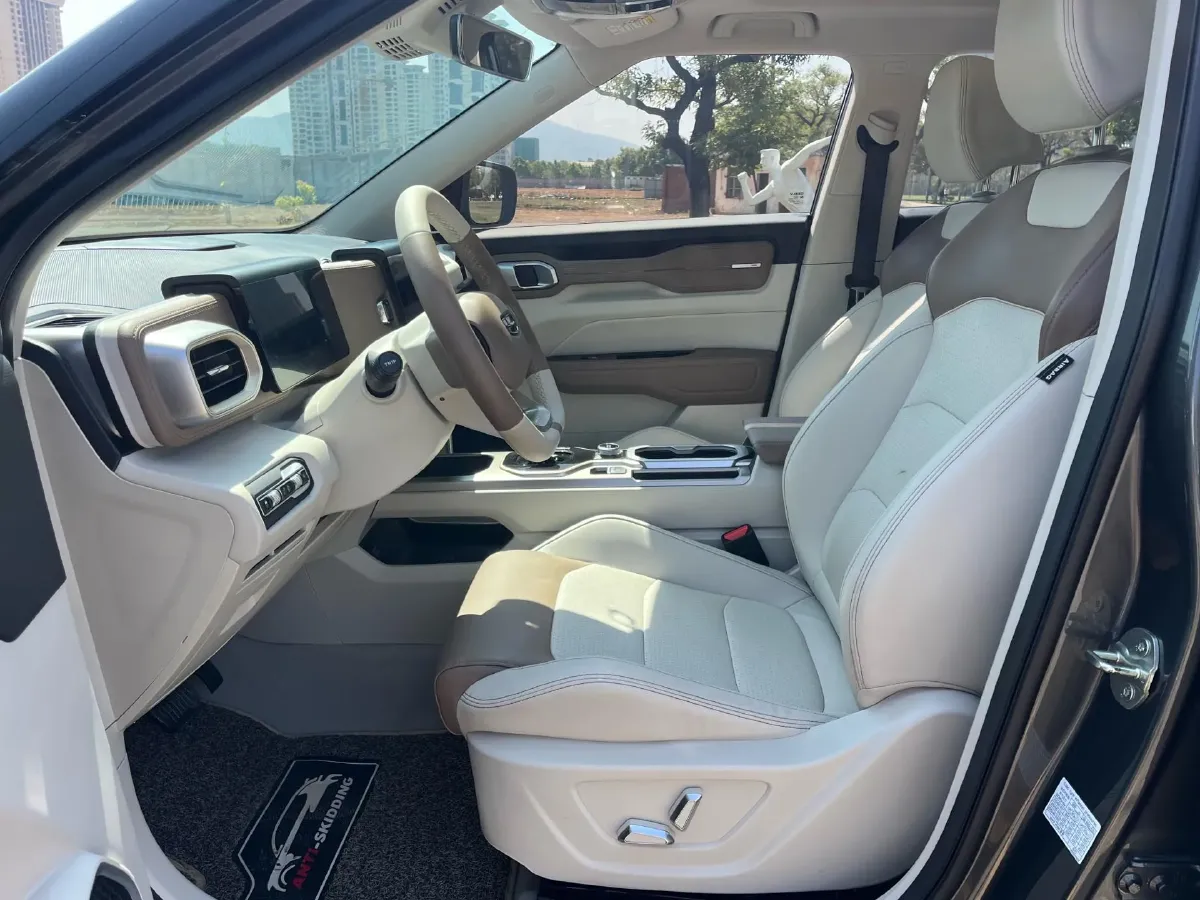 2020 Geely ICON 1.5T 177HP L3 7DCT,autocango,china used car exporter,china ev exporter,chinese used car exporter,chinese used ev exporter