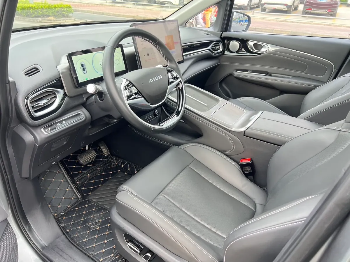 2024 Chevrolet EquinoxPlus 1.5T 180HP L4 2DHT PHEV 24.4KWH,autocango,china used car exporter,china ev exporter,chinese used car exporter,chinese used ev exporter