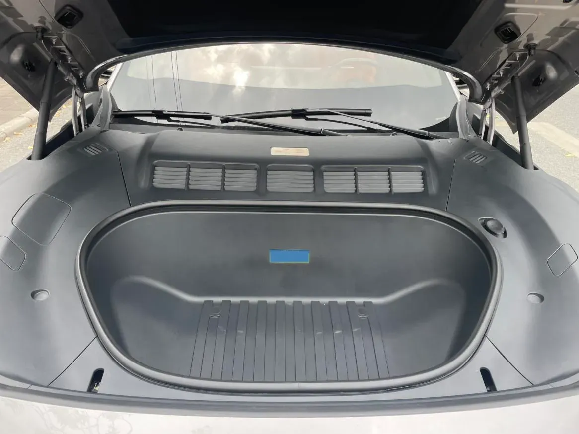 2025 MI YU7 BEV 101.7KWH,autocango,china used car exporter,china ev exporter,chinese used car exporter,chinese used ev exporter