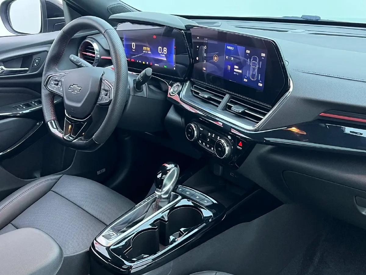 2022 Chevrolet Seeker 1.5T 184HP L4 CVT,autocango,china used car exporter,china ev exporter,chinese used car exporter,chinese used ev exporter