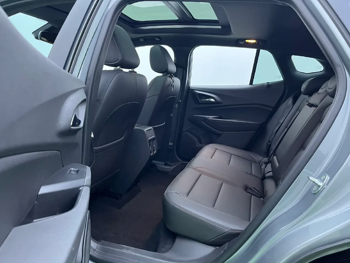 2022 Chevrolet Seeker 1.5T 184HP L4 CVT,autocango,china used car exporter,china ev exporter,chinese used car exporter,chinese used ev exporter