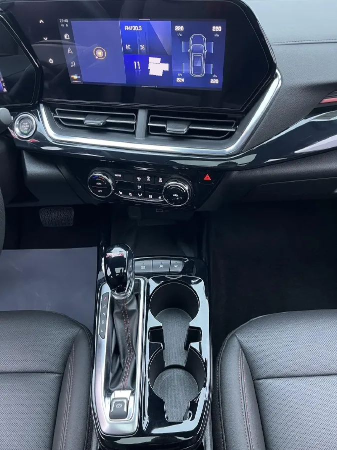 2022 Chevrolet Seeker 1.5T 184HP L4 CVT,autocango,china used car exporter,china ev exporter,chinese used car exporter,chinese used ev exporter