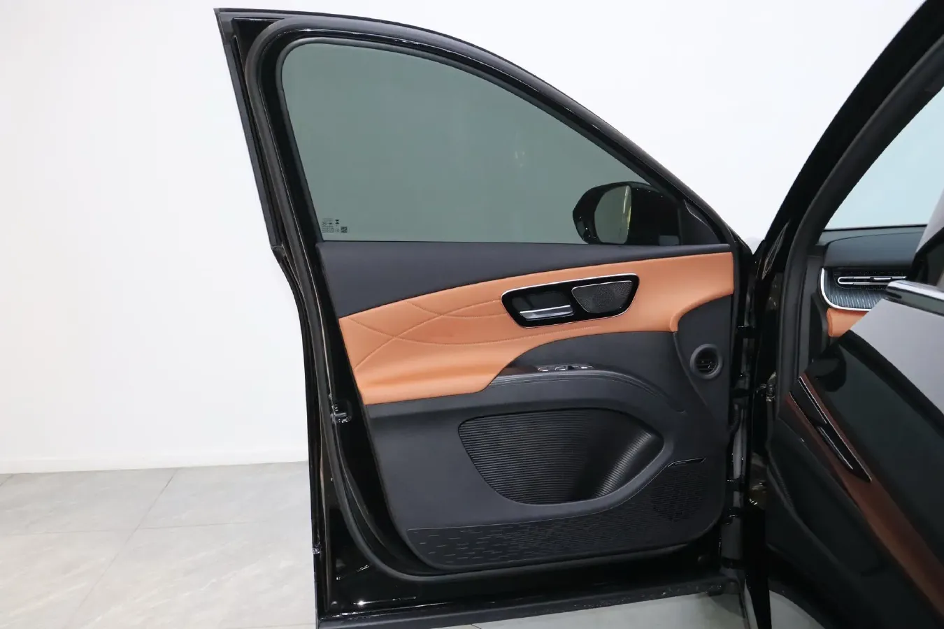 2026 Chery Tiggo 8 1.6T 200HP L4 7DCT,autocango,china used car exporter,china ev exporter,chinese used car exporter,chinese used ev exporter