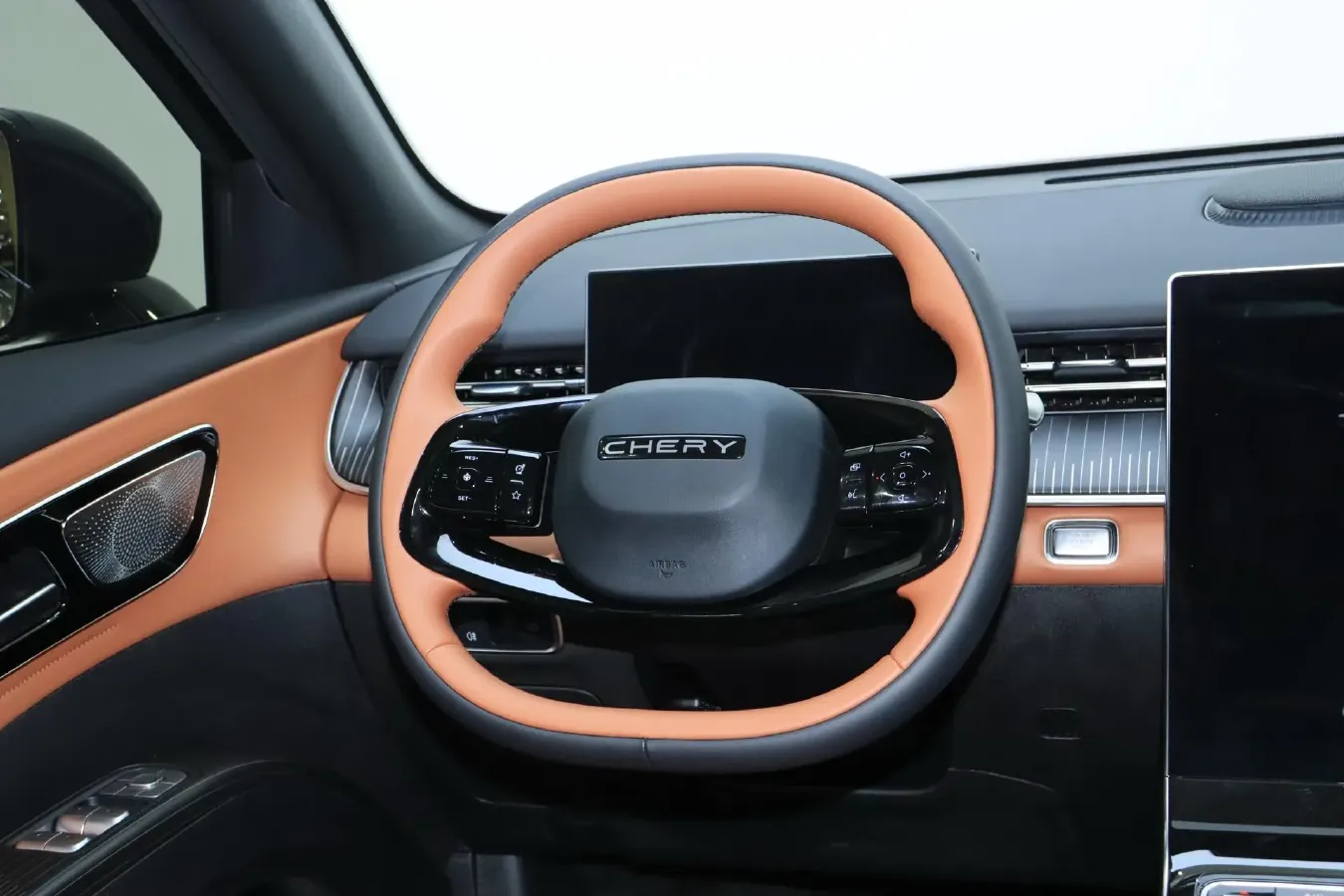 2026 Chery Tiggo 8 1.6T 200HP L4 7DCT,autocango,china used car exporter,china ev exporter,chinese used car exporter,chinese used ev exporter