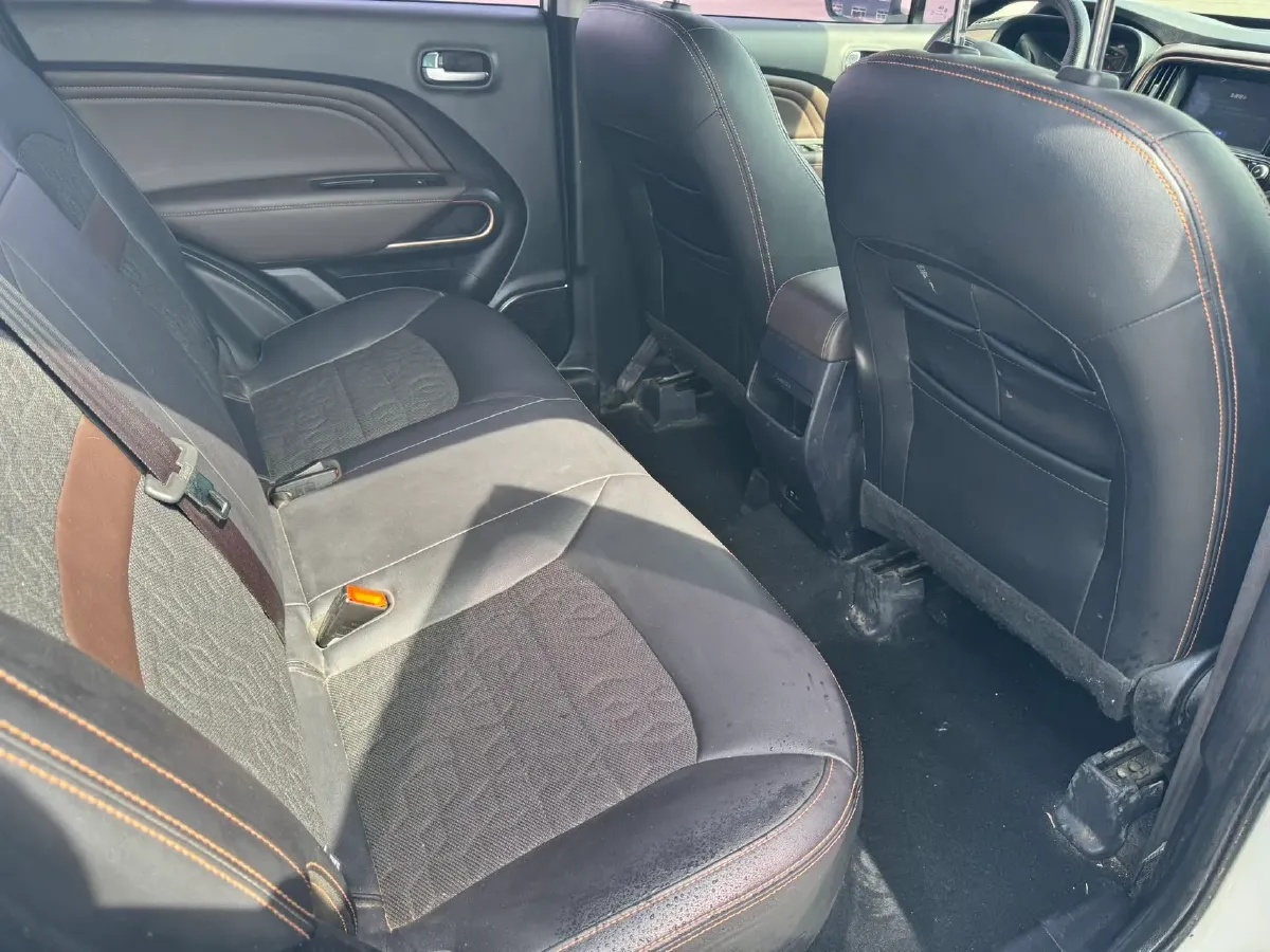 2017 GAC Trumpchi GS3 1.5L 114HP L4 5MT,autocango,china used car exporter,china ev exporter,chinese used car exporter,chinese used ev exporter