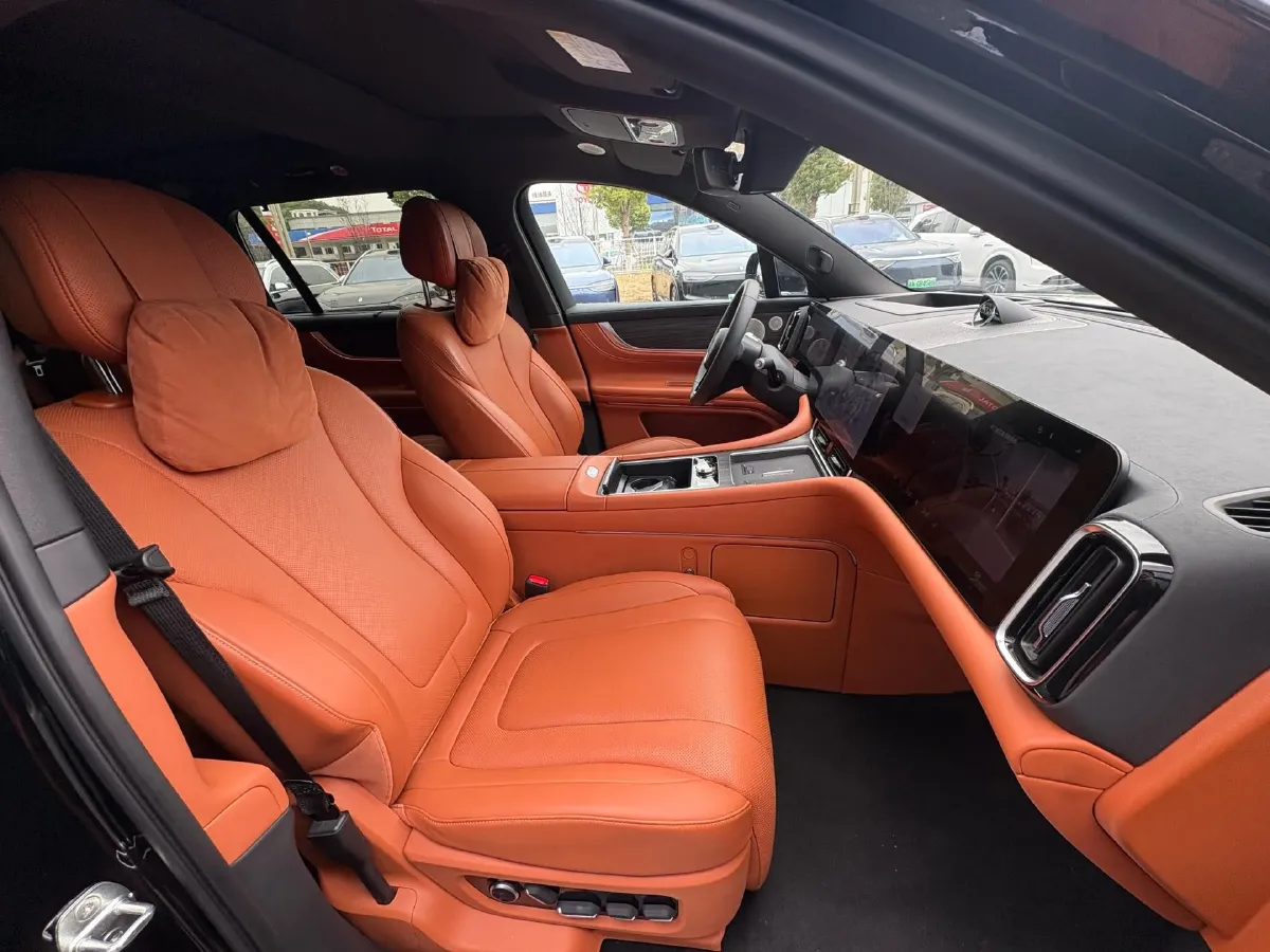 2024 AITO AITO M9 1.5T 152HP L4 REEV 42KWH,autocango,china used car exporter,china ev exporter,chinese used car exporter,chinese used ev exporter